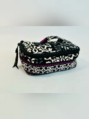 Vera Bradley Quilted Travel Cosmetic/Jewelry Bag in Canterberry Magenta Pattern thumbnail 3