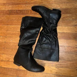 Dream Paris riding boots thumbnail 1