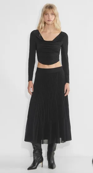 Aritzia parfait long sleeve thumbnail 1
