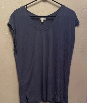 Nine Britton Deep Blue Short Sleeve Top / R24 thumbnail 1