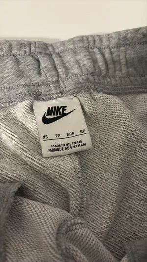 High Waist Nike Grey Sweat-Short thumbnail 3