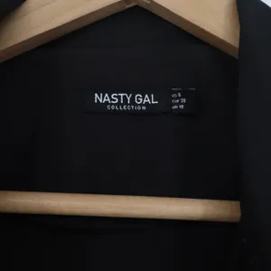 Nasty Gal Button-down Womens 6 Collection Black Short Sleeve Pocket Excellent thumbnail 2