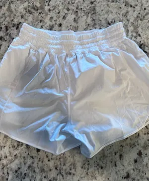 Lululemon Shorts thumbnail 1