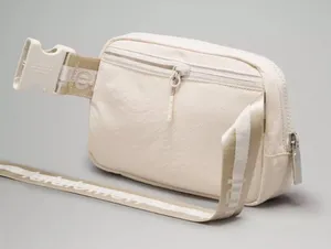 Lululemon Everywhere Belt Bag 1L Wordmark white opal thumbnail 3