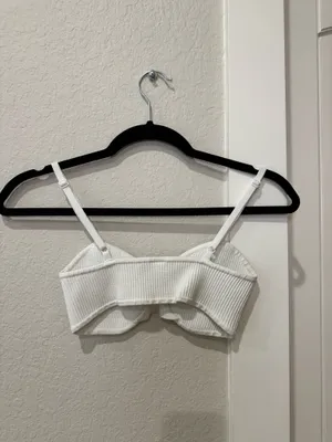 Aritzia Top Crop thumbnail 4