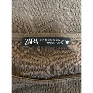 Zara Women's Brown Embossed Textured Long Sleeve Knit Round Neck Crop Top Size M thumbnail 5