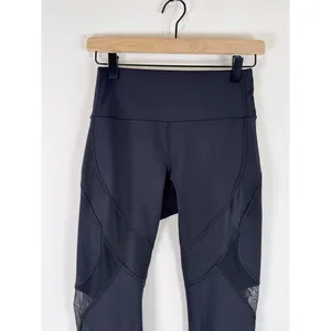 Lululemon Women Leggings Black Wunder Under Pants High Rise Tight Pull On Size 6 thumbnail 6