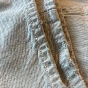 PacSun 90s Boyfriend High Waisted Distressed Straight Leg‎ Grey Jeans Size 32 thumbnail 4