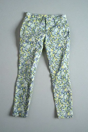 GAP Multicolor Print Skinny Mini Pants Size 00 thumbnail 1
