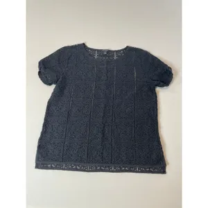 Ann Taylor Sheer Lace High‑Low Short Sleeve Top Size M Black Cotton thumbnail 4