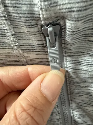 🍋 LULULEMON Women’s Grey Space-Dye Full-Zip Jacket Size 4 W4ACYS thumbnail 10