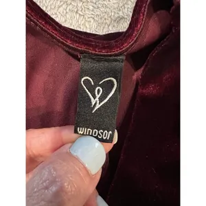 Windsor Red Velvet Vixen Long Sleeve Mini Dress size medium thumbnail 6