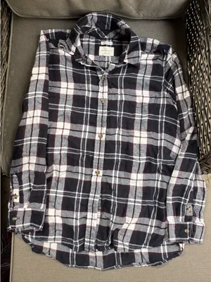 American Eagle Boyfriend Fit Flannel thumbnail 1