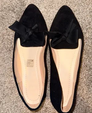 SHEIN Black Flats with Elegant Bow thumbnail 1