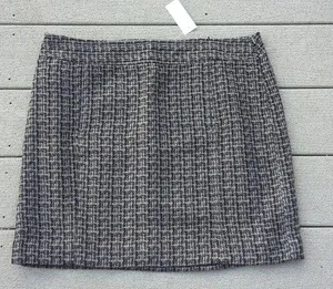 NWT Loft Tweed Patterned Skirt with Front Pockets thumbnail 1