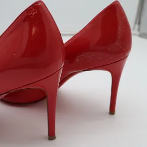 Christian Louboutin Punch Dolly Pump Womens 7.5 Red Patent Leather Stiletto Heel thumbnail 9