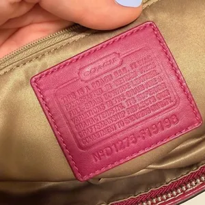 Coach Legacy Stitched Signature C Tote Bag Berry Pink Patent Leather‎ Preppy Y2K thumbnail 5