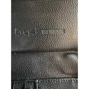 Bveyzi Wallet Womens One Size Black RFID Blocking Zip Around Wristlet Organizer thumbnail 5