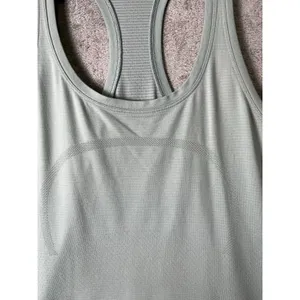 Lululemon Swiftly Tech Racerback Tank Top Hazy Jade Muted Sage Green Tone Size 8 thumbnail 2