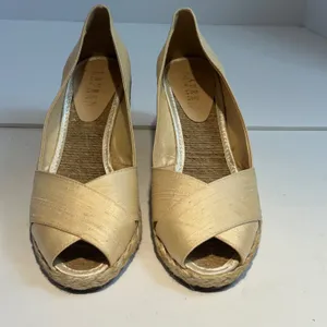 Lauren Ralph Lauren Cecilia Parchment Shantung‎ Espadrille Wedges Gold 9B Spain thumbnail 4