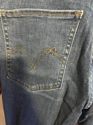 Mile High Super Skinny Jeans thumbnail 3