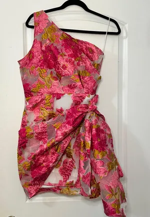 Showpo BRAILEY MINI DRESS - ONE SHOULDER WRAP FRONT IN PINK JACQUARD thumbnail 6