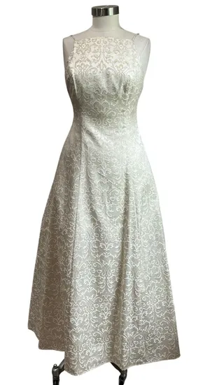 Hyphen Vintage Y2K Ivory Champagne Metallic Gold Low Back Prom Gown Sz 5/6‎ thumbnail 1