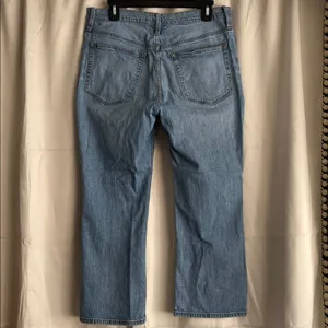 J.Crew‎ Mid Rise Flare Crop Light Blue Wash Size 30 thumbnail 3