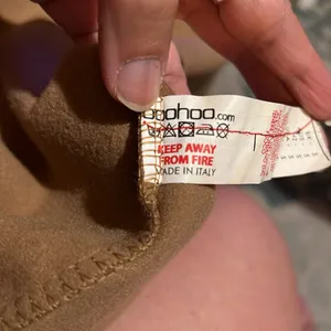 Boohoo Classic Tan Double-Breasted Coat size Small made in Italy thumbnail 14