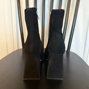 Dolce Vita Gracie black suede platform boots size 6.5 thumbnail 10