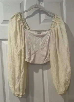 Urban Outfitters Long Sleeve Puff Top thumbnail 2