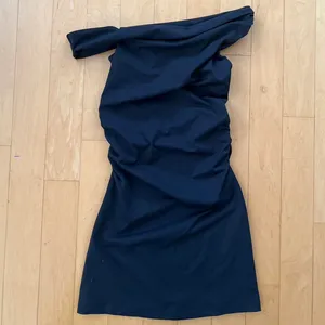 Princess Polly Marcou off shoulder black mini dress thumbnail 2