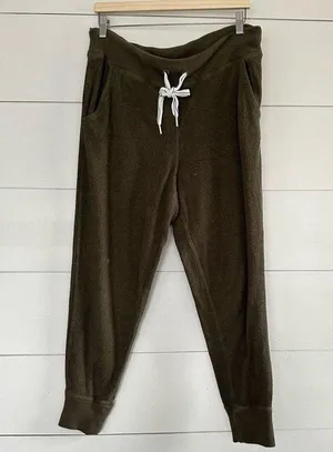 Aerie Women’s Medium Green Sherpa Jogger Pants thumbnail 1