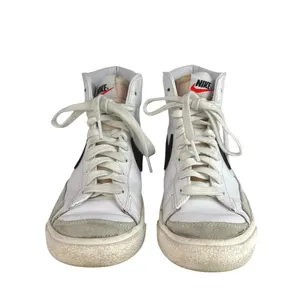 Nike Blazer Mid '77 White Black Mid Top Lace Up Athletic Sneakers Shoes Size 7 thumbnail 2