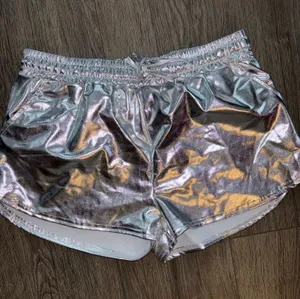 Amazon Metallic Shorts thumbnail 1
