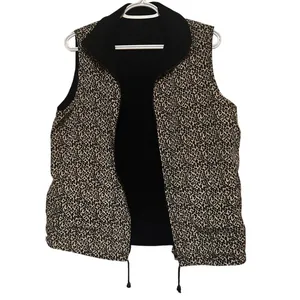 Reversible Vest Women's Black Side/Animal Print Side with‎ Pockets Size Unknown thumbnail 4