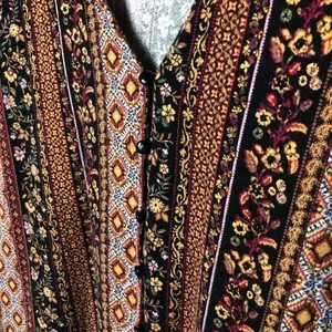 Daytrip Boho Button Down Floral V-Neck Flowy Long‎ Sleeve Top L thumbnail 5