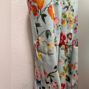 $395 Alice+Olivia Mabel Light Blue Floral Midi Dress 0 thumbnail 8