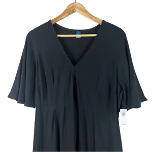 NWT Old Navy Wrap Solid Maxi Dress Black Boho Flutter Sleeve Size M thumbnail 3