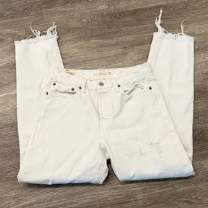Levis Wedgie White Distressed high rise jeans ankle length 28 waist thumbnail 1