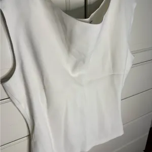 Banana republic blouse thumbnail 2