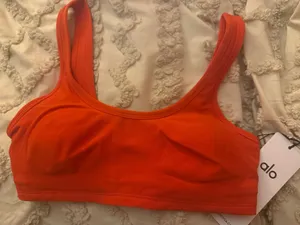 Alo Yoga Bra Sports thumbnail 1