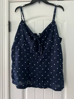 Old Navy Tanktop thumbnail 1