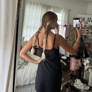 dress thumbnail 2