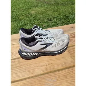 Brooks Adrenaline GTS Women's Running Shoes - Light Gray & Black thumbnail 2
