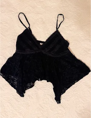 Urban Outfitters Black Top Lace thumbnail 1