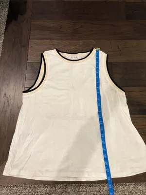 THML White Sleeveless Knit Top Sz M thumbnail 5