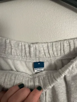 Old Navy Joggers thumbnail 3
