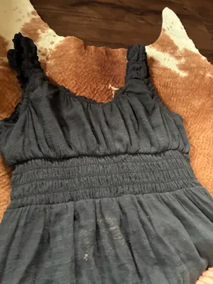 Black boutique stretchy midi  size small Viscoe poly blend! thumbnail 3