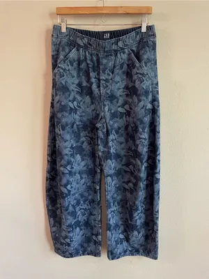 GAP Floral Mid Waist UltraSoft Easy Horseshoe Jeans Size Small thumbnail 3